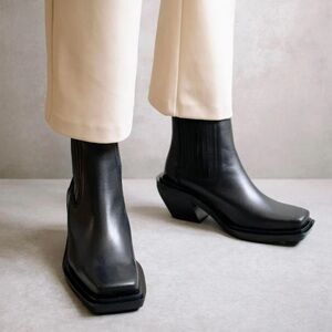 Alohas Ranch Boot in Black